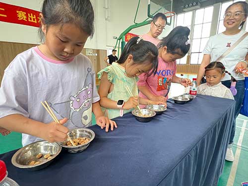 “繽紛童年 快樂六一”上海創力集團舉辦親子活動(圖3)